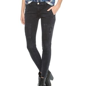 Current/Elliott Flat Pocket Cargo Jeans in Washed Black Size 25  W-672